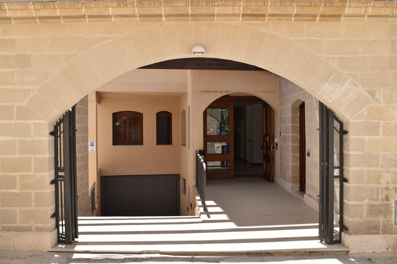 Hotel Il Portico Фавіньяна Екстер'єр фото